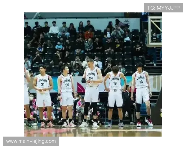 中国男篮战术调整 降速打阵地应对日本快节奏